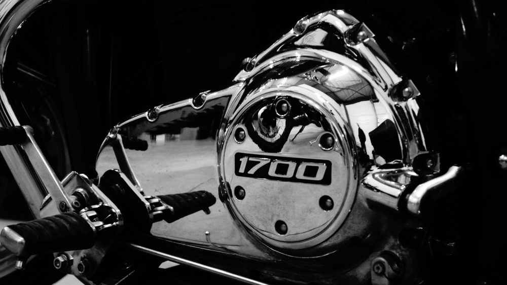 Garage auto moto - atelier mécanique